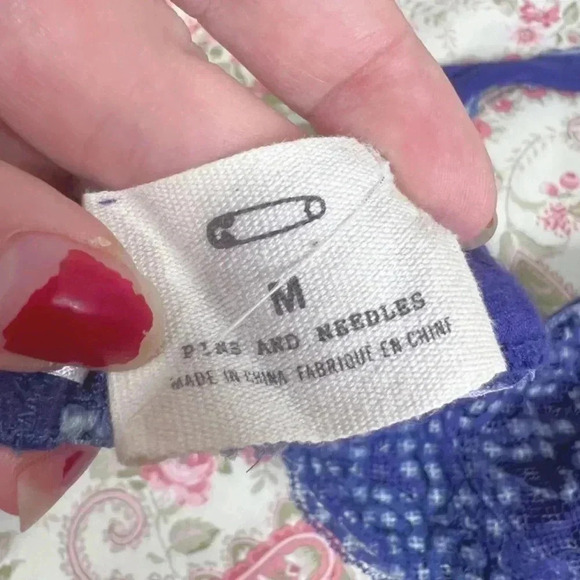 Pins and Needles Dark Blue Lace Bralette - Picture 4 of 5